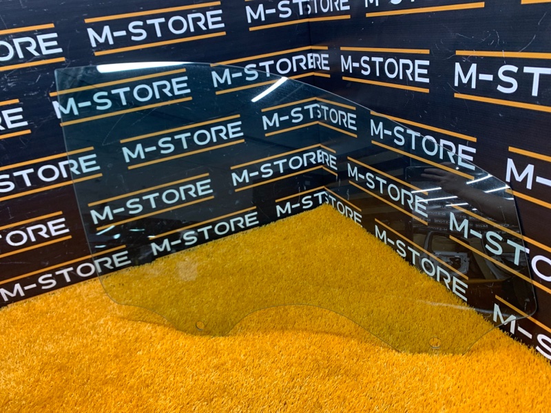 Стекло боковое, 1920 рублей, Красноярск