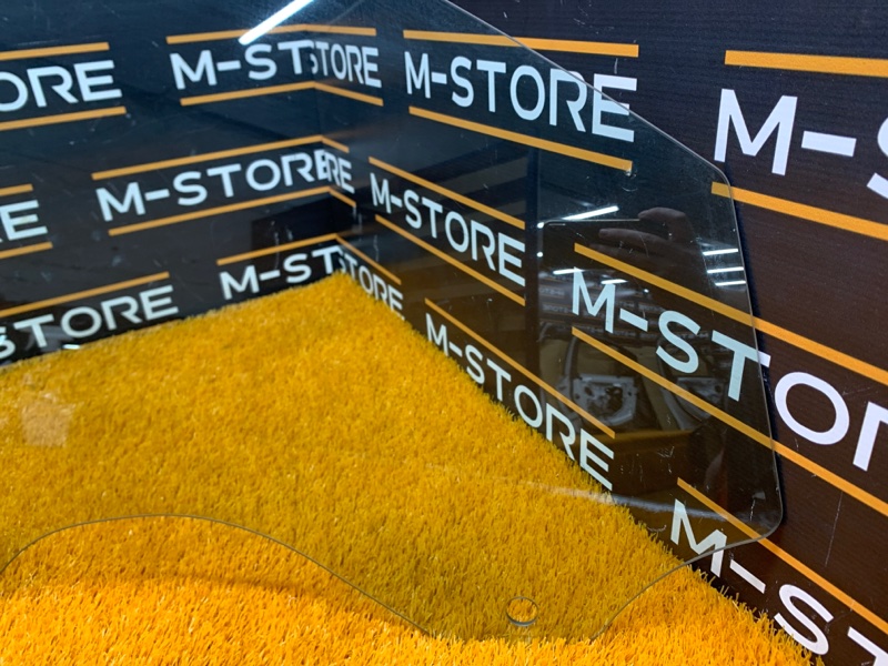 Стекло боковое, 1920 рублей, Красноярск