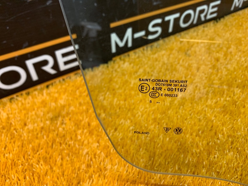 Стекло боковое, 1920 рублей, Красноярск