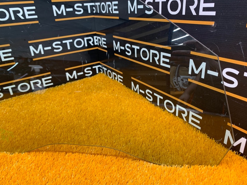 Стекло боковое, 350 рублей, Красноярск