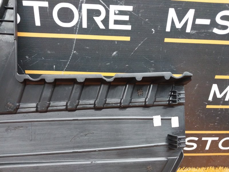 крышка двигателя, 2000 рублей, Красноярск