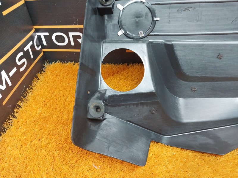 крышка двигателя, 2000 рублей, Красноярск