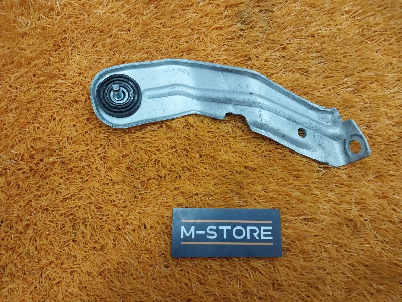 кронштейн, 300 рублей, Красноярск