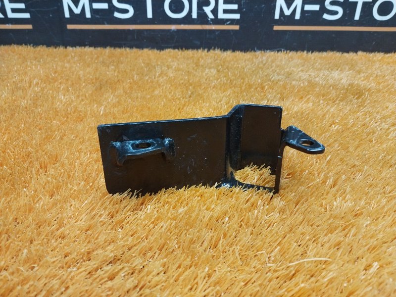 кронштейн, 300 рублей, Красноярск