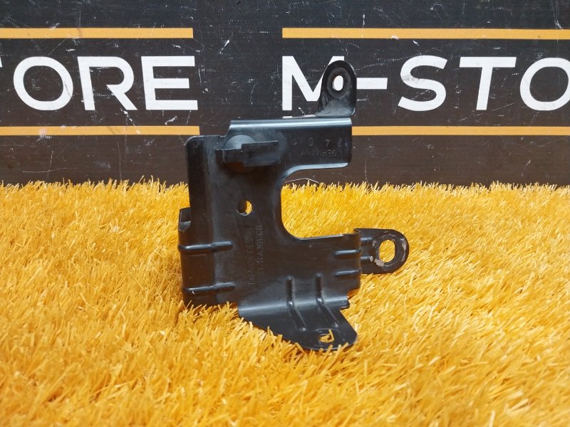 кронштейн, 300 рублей, Красноярск