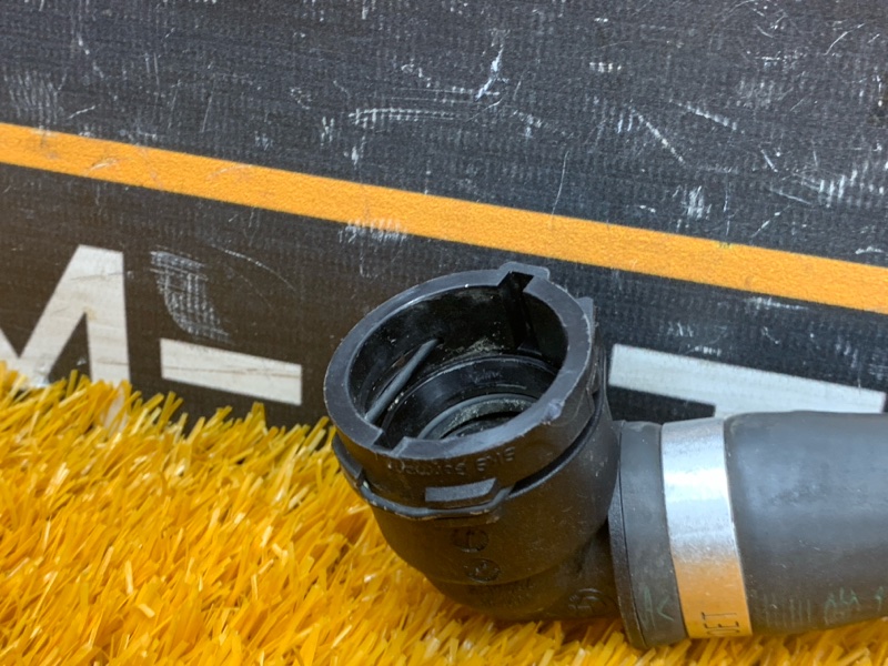 Патрубок системы охлаждения, 1000 рублей, Красноярск