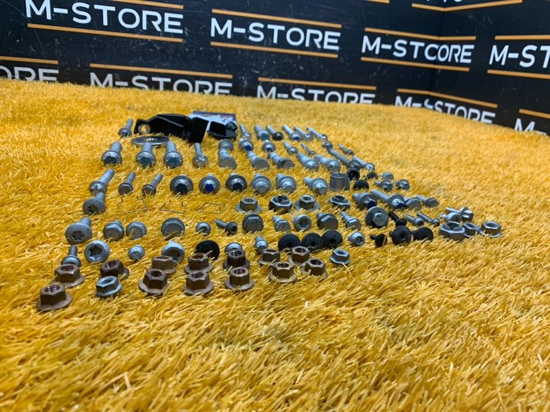 Болты и гайки ДВС, 750 рублей, Красноярск