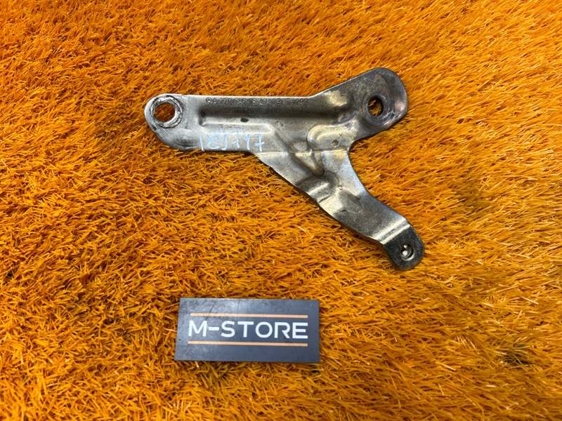 кронштейн, 300 рублей, Красноярск