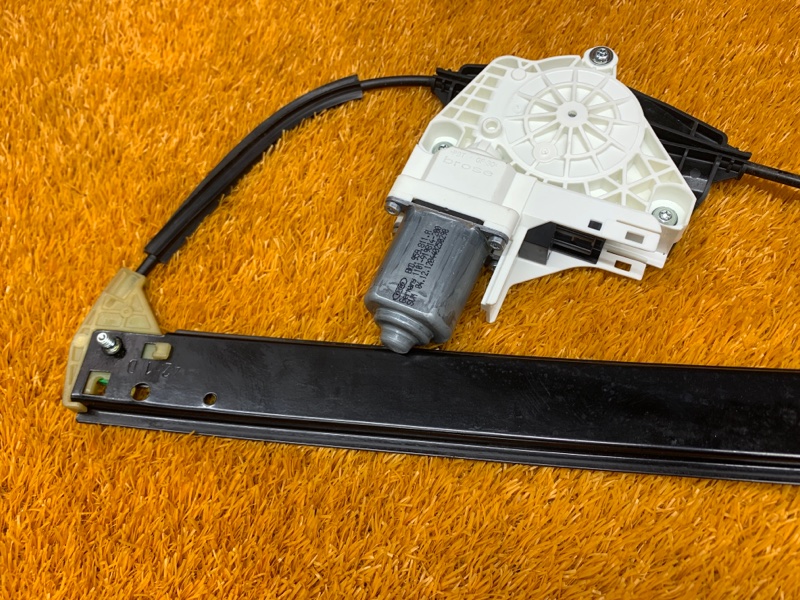 стеклоподъемник, 1000 рублей, Красноярск