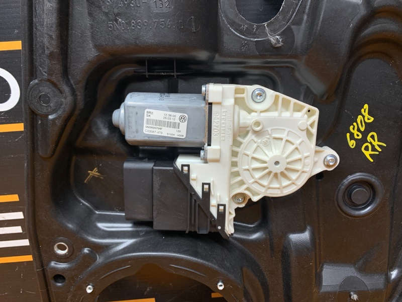 стеклоподъемник, 930 рублей, Красноярск