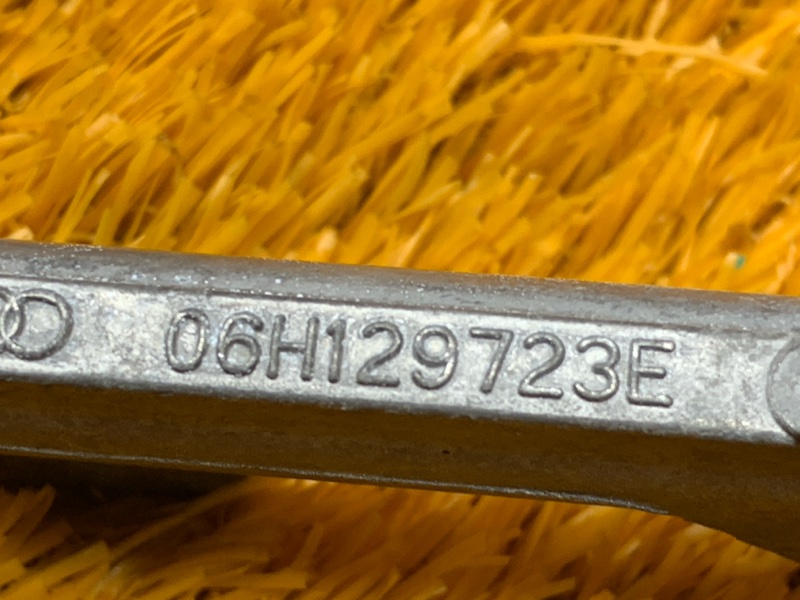 Кронштейн впускного коллектора, 300 рублей, Красноярск