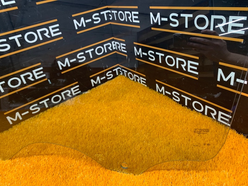 Стекло боковое, 1920 рублей, Красноярск