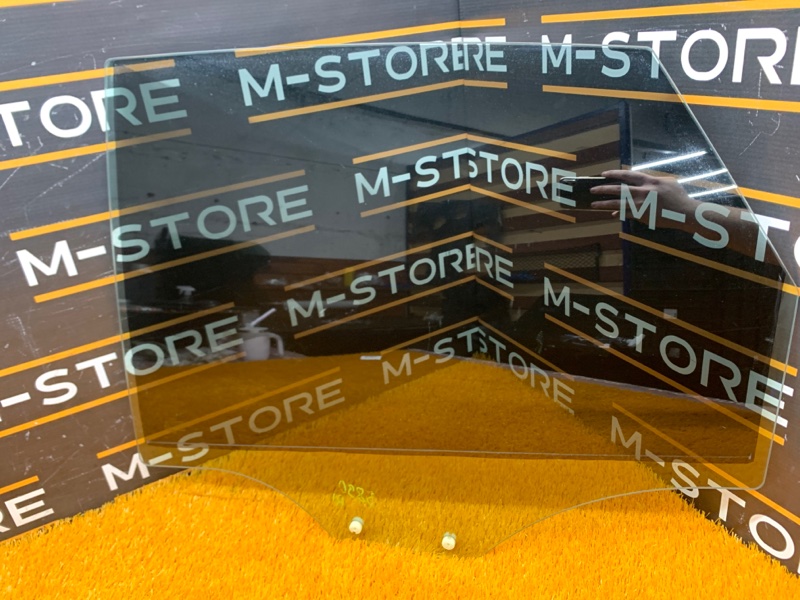 Стекло боковое, 1000 рублей, Красноярск