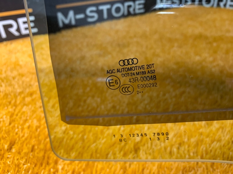 Стекло боковое, 1000 рублей, Красноярск