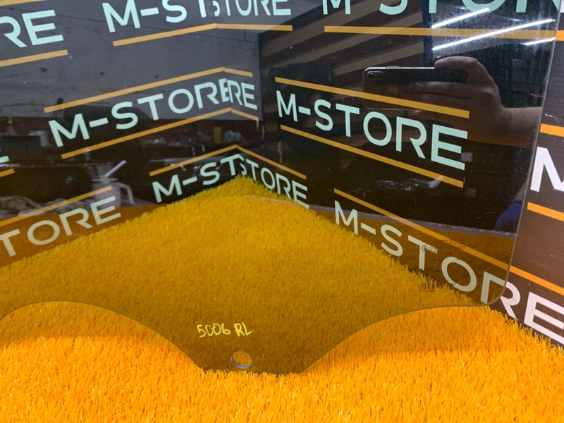 Стекло боковое, 860 рублей, Красноярск