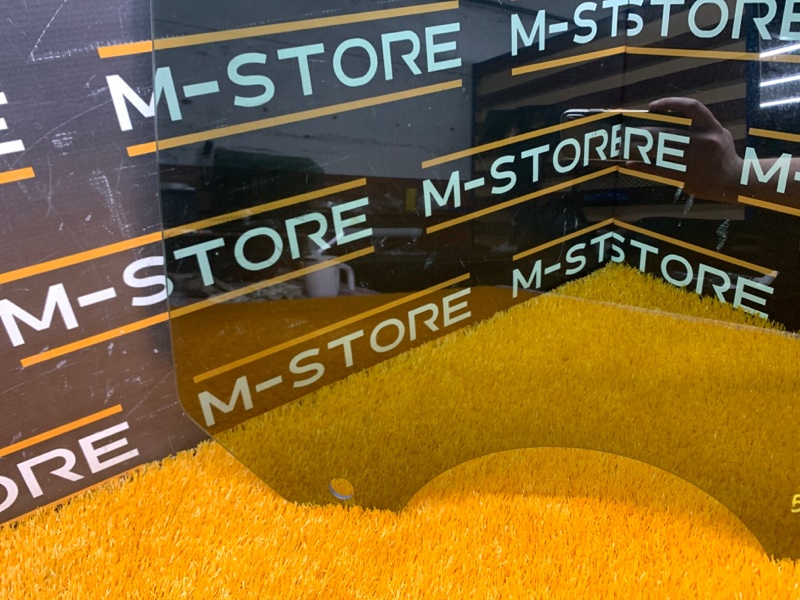 Стекло боковое, 860 рублей, Красноярск