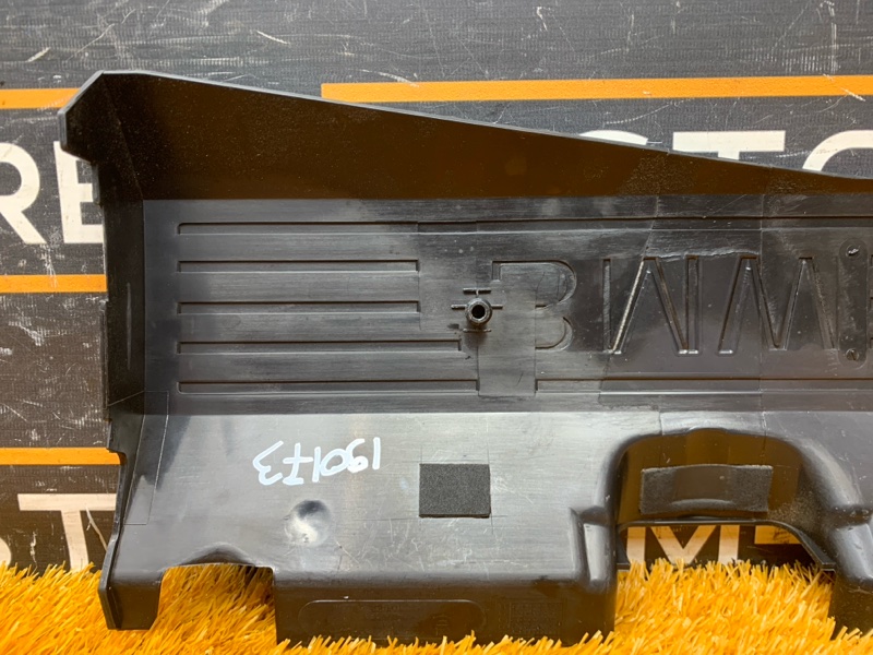 крышка двигателя, 500 рублей, Красноярск