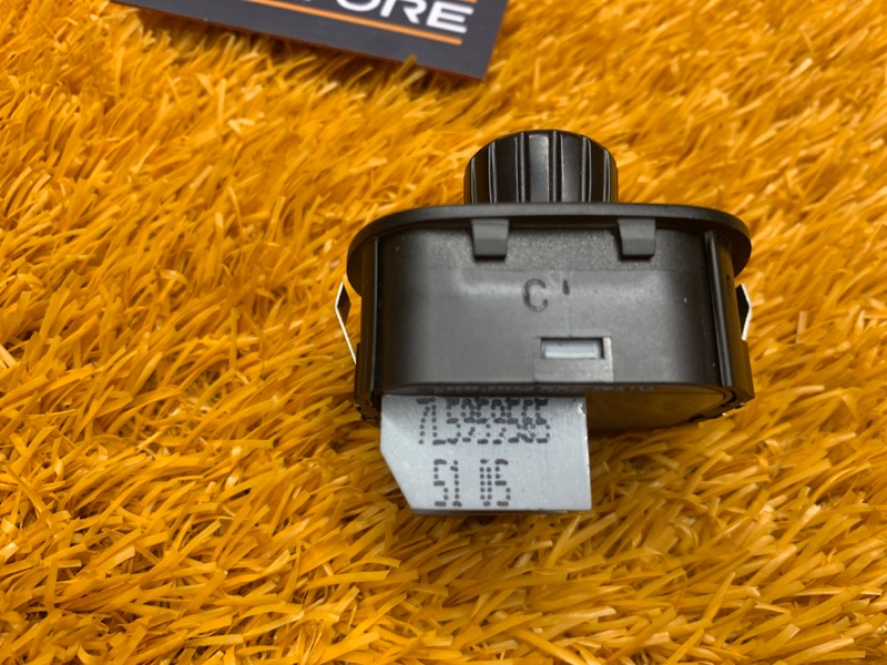 Кнопка регулировки зеркал, 350 рублей, Красноярск