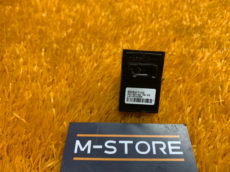 кнопка стеклоподъемника, 200 рублей, Красноярск