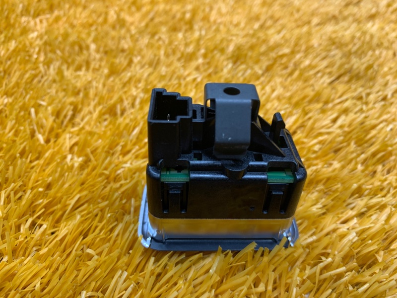 Кнопка открывания багажника, 350 рублей, Красноярск