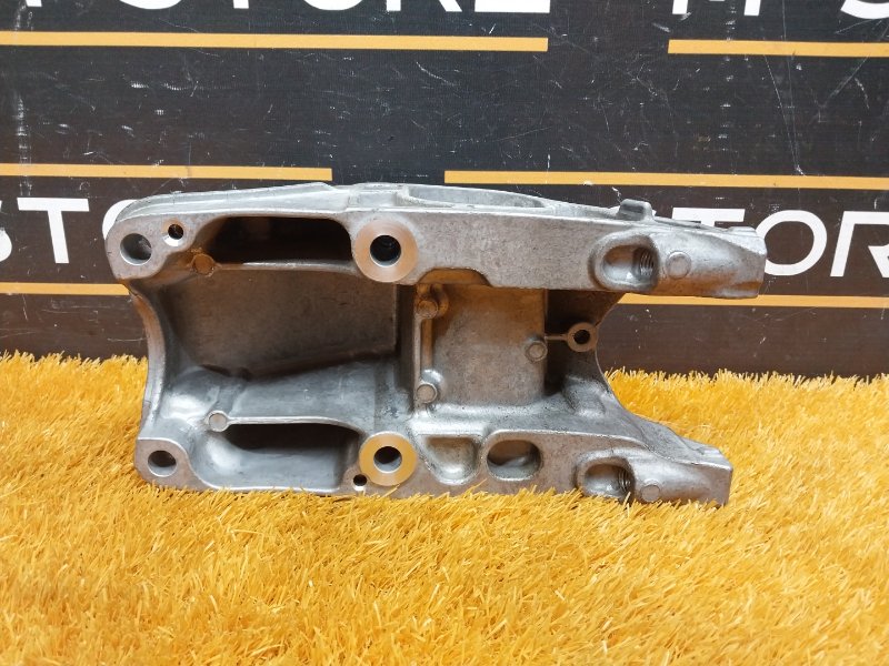 Кронштейн подушки двигателя, 930 рублей, Красноярск