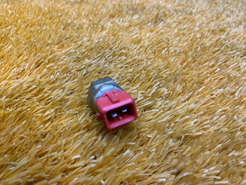 датчик температуры охлаждающей жидкости, 200 рублей, Красноярск