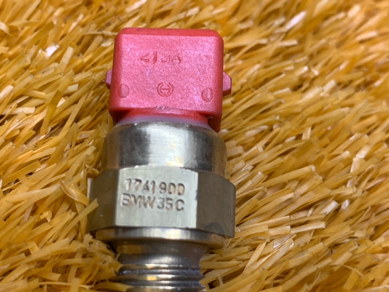 датчик температуры охлаждающей жидкости, 200 рублей, Красноярск