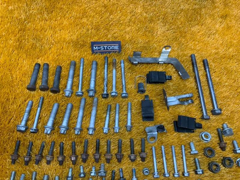 Болты и гайки ДВС, 570 рублей, Красноярск