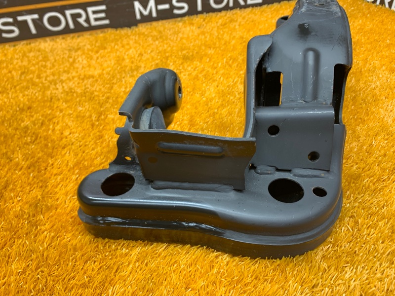 Кронштейн КПП, 500 рублей, Красноярск