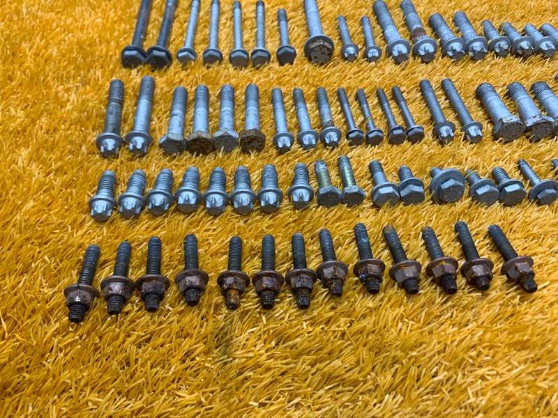 Болты и гайки ДВС, 570 рублей, Красноярск