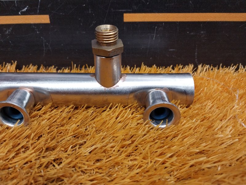 топливная рампа, 300 рублей, Красноярск