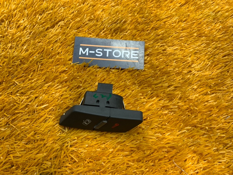 Кнопка центрального замка, 300 рублей, Красноярск