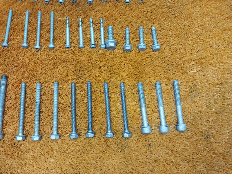 Болты и гайки ДВС, 750 рублей, Красноярск