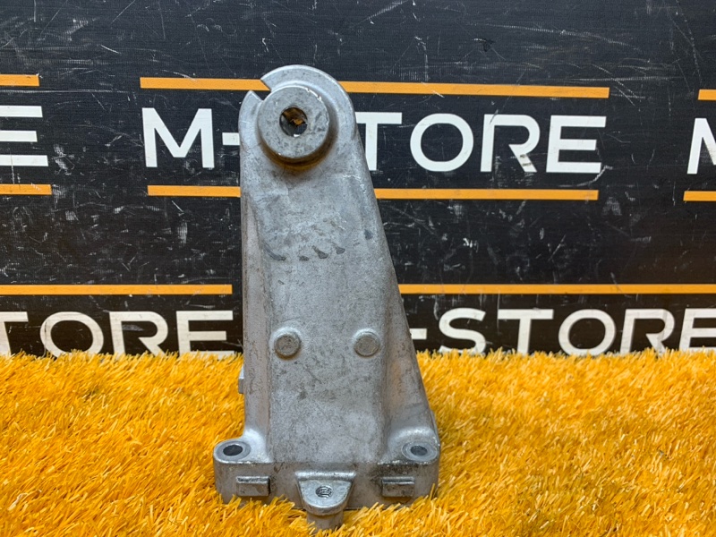 Кронштейн подушки двигателя, 630 рублей, Красноярск