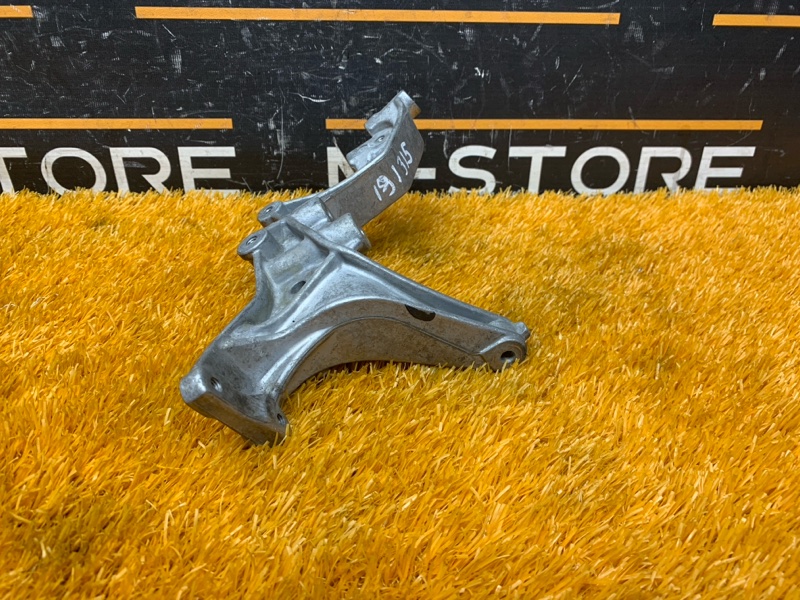 кронштейн, 300 рублей, Красноярск