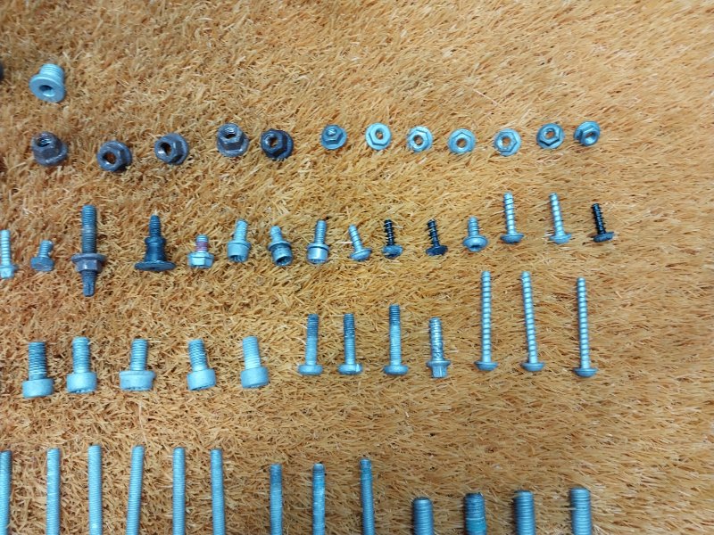 Болты и гайки ДВС, 570 рублей, Красноярск