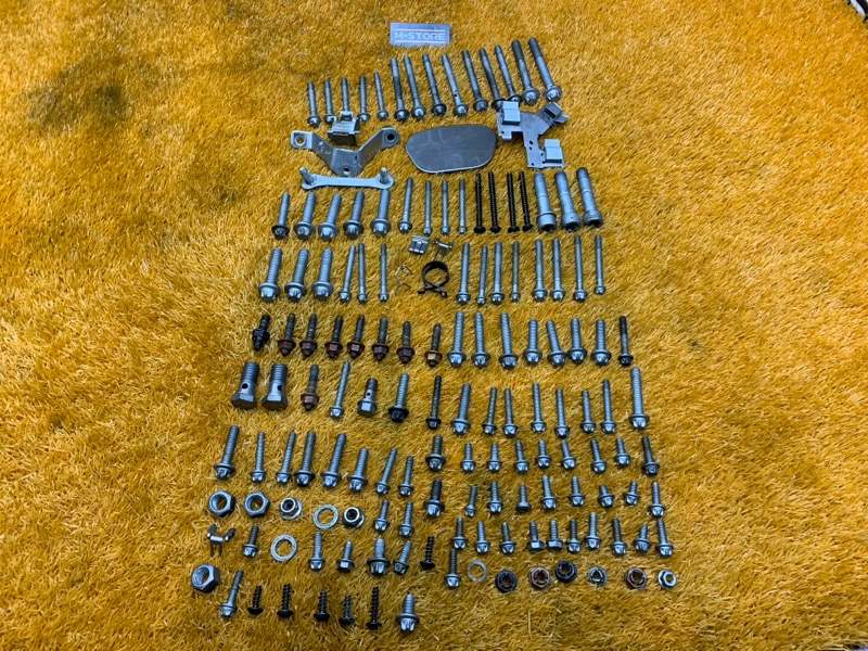 Болты и гайки ДВС, 750 рублей, Красноярск