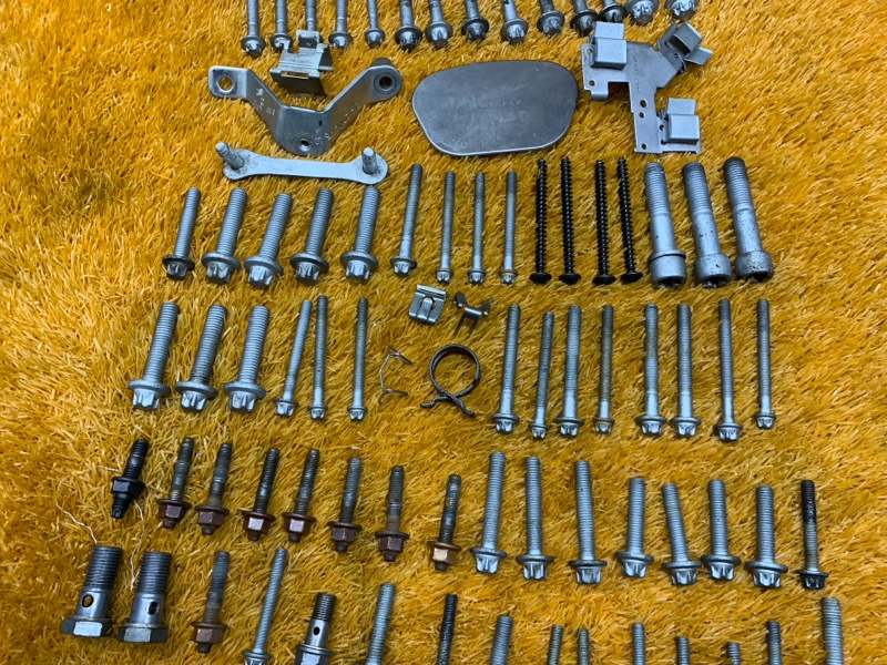 Болты и гайки ДВС, 750 рублей, Красноярск