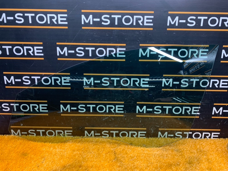 Стекло боковое, 1500 рублей, Красноярск