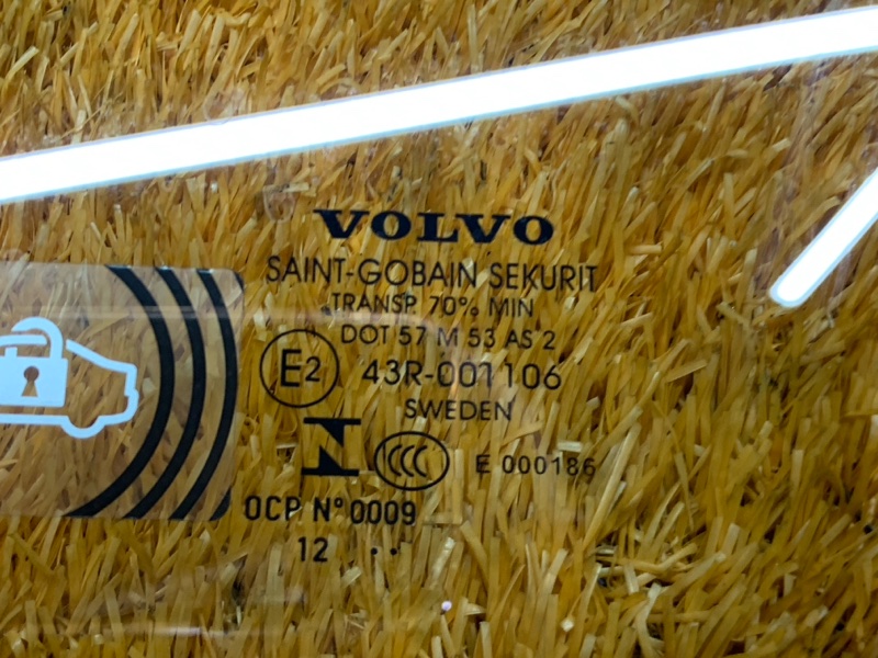 Стекло боковое, 1290 рублей, Красноярск