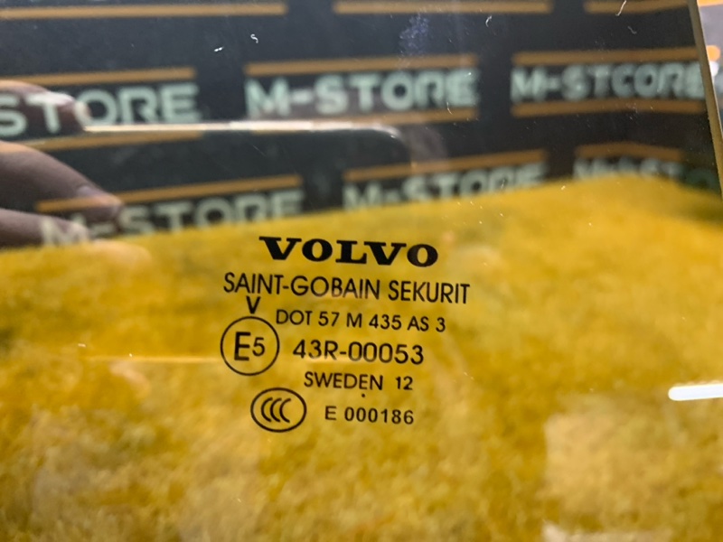 Стекло боковое, 1920 рублей, Красноярск