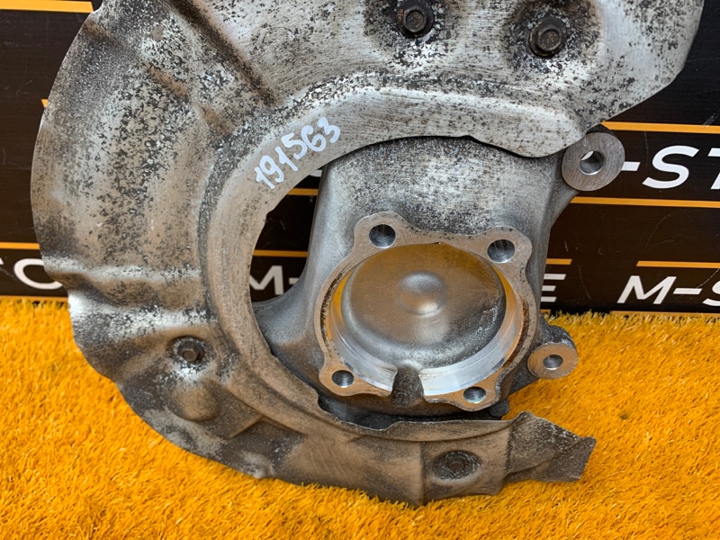 кулак поворотный, 1300 рублей, Красноярск