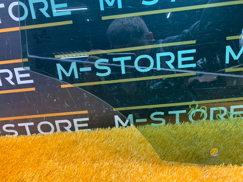 Стекло боковое, 1300 рублей, Красноярск