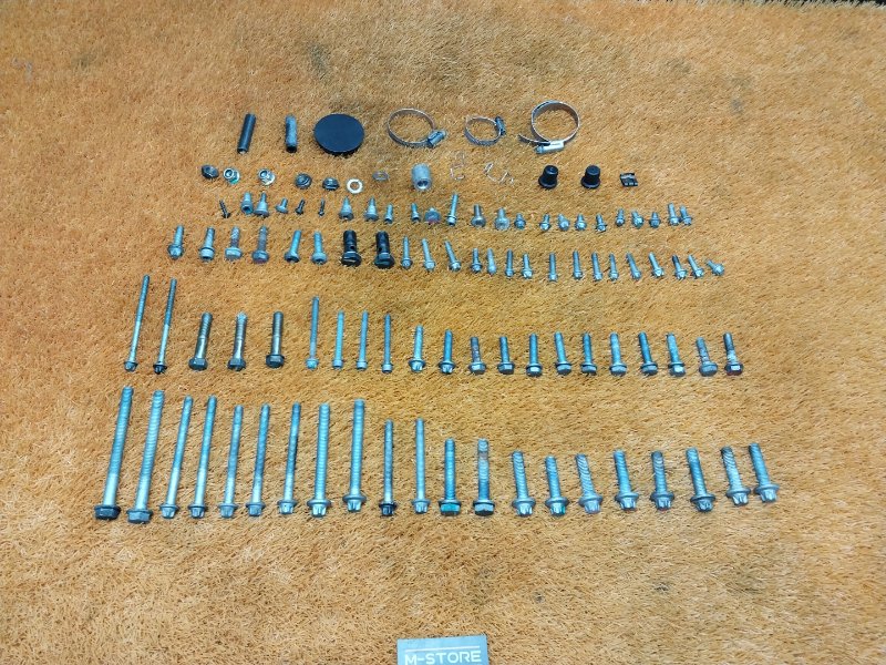 Болты и гайки ДВС, 930 рублей, Красноярск