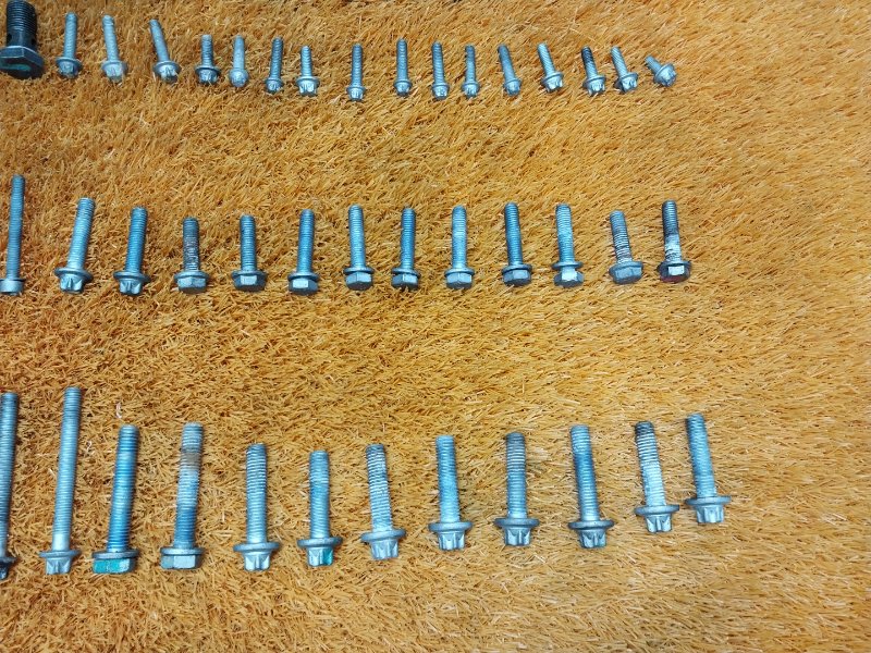 Болты и гайки ДВС, 930 рублей, Красноярск