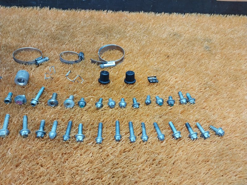 Болты и гайки ДВС, 930 рублей, Красноярск