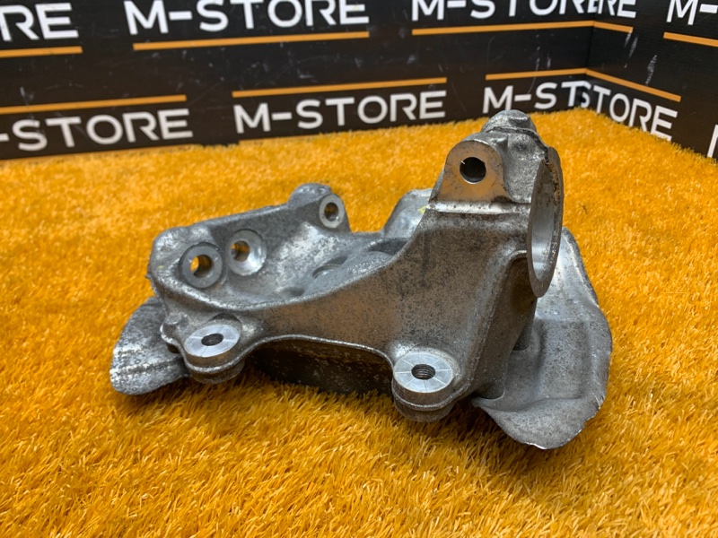 кулак поворотный, 5000 рублей, Красноярск