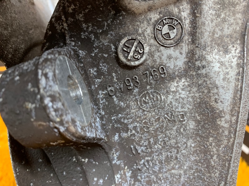 кулак поворотный, 1000 рублей, Красноярск