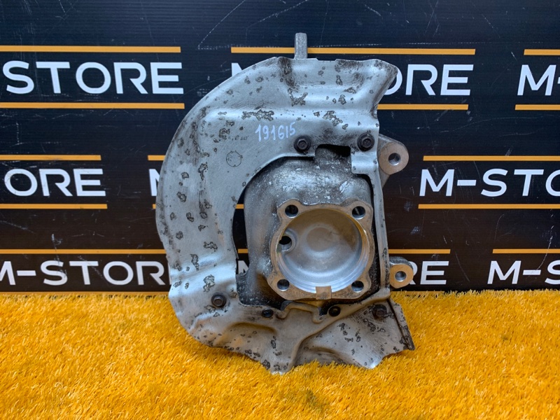 кулак поворотный, 1000 рублей, Красноярск