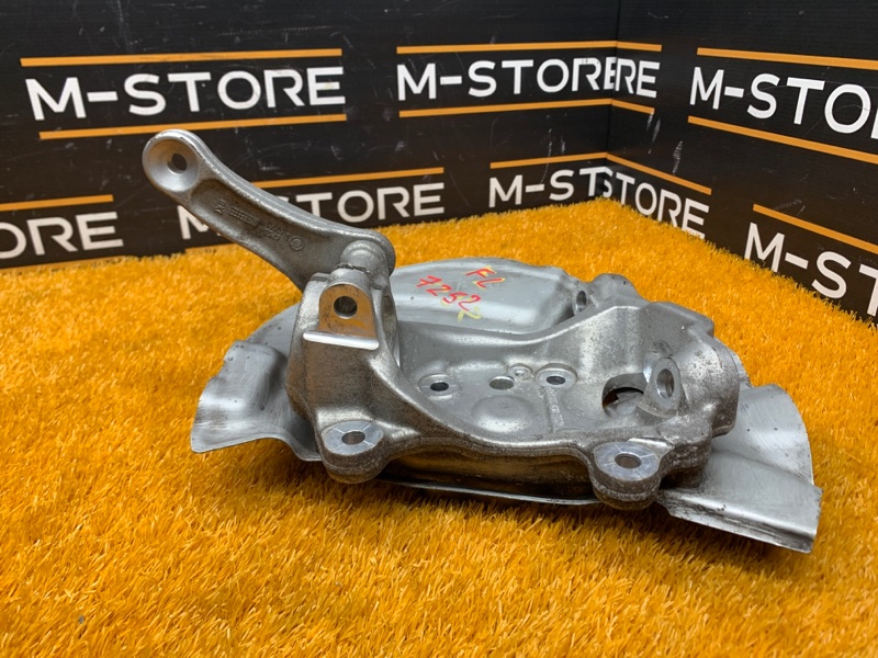 кулак поворотный, 1000 рублей, Красноярск